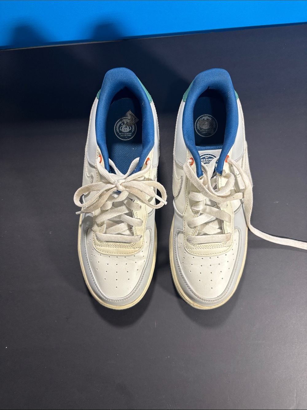 Sku HM3721 111 used Nike Air Force 1 LV8 GS